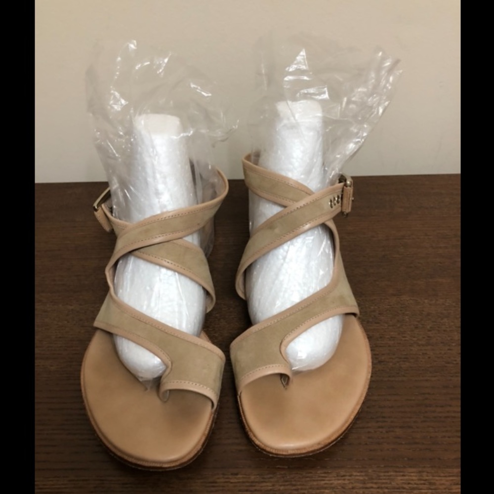 Donald Pliner sandal Leia 9.5